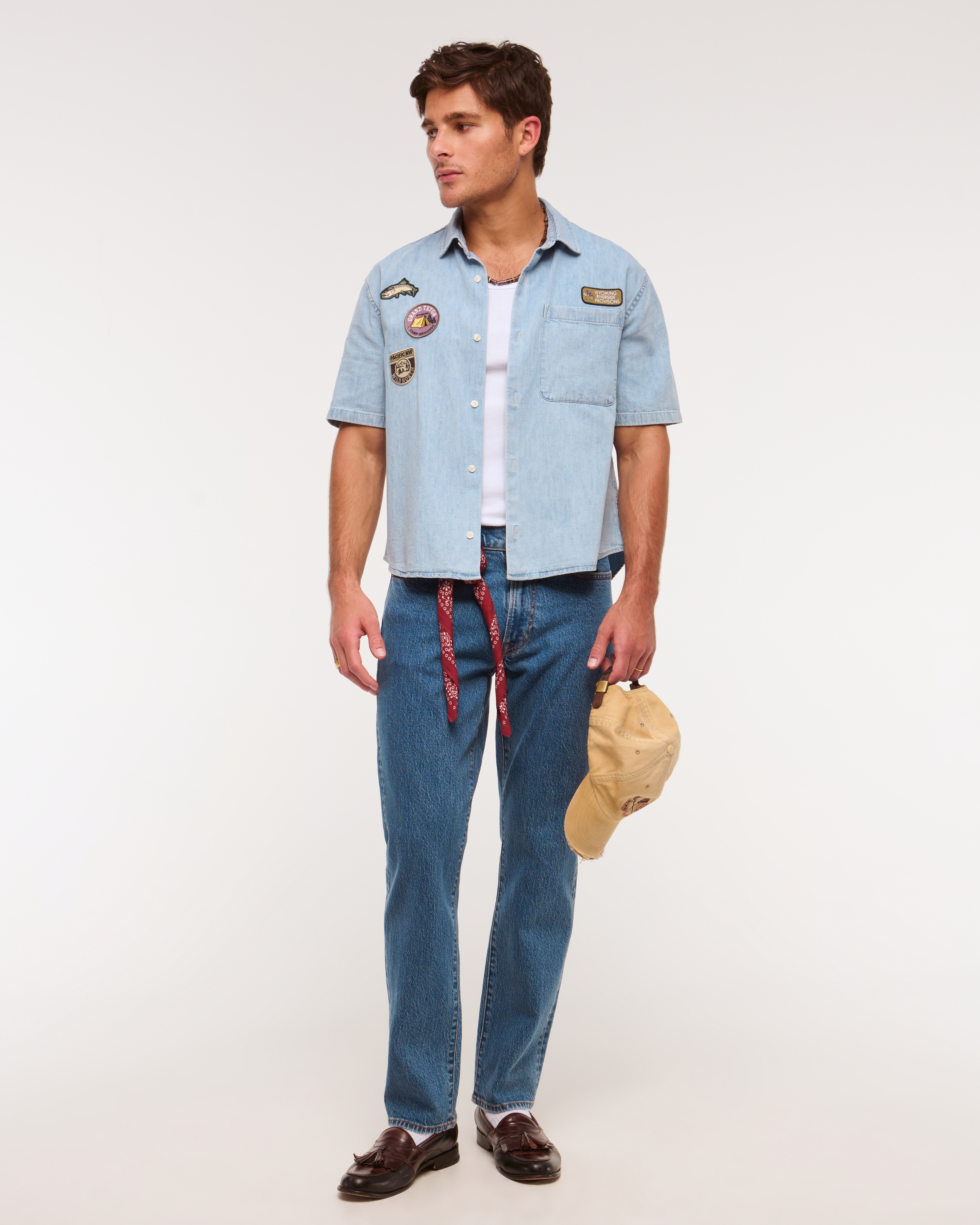 Мужская рубашка Abercrombie & Fitch Short-Sleeve Graphic Workwear Button-Up, цвет: Светлый синий варёный — фото 3
