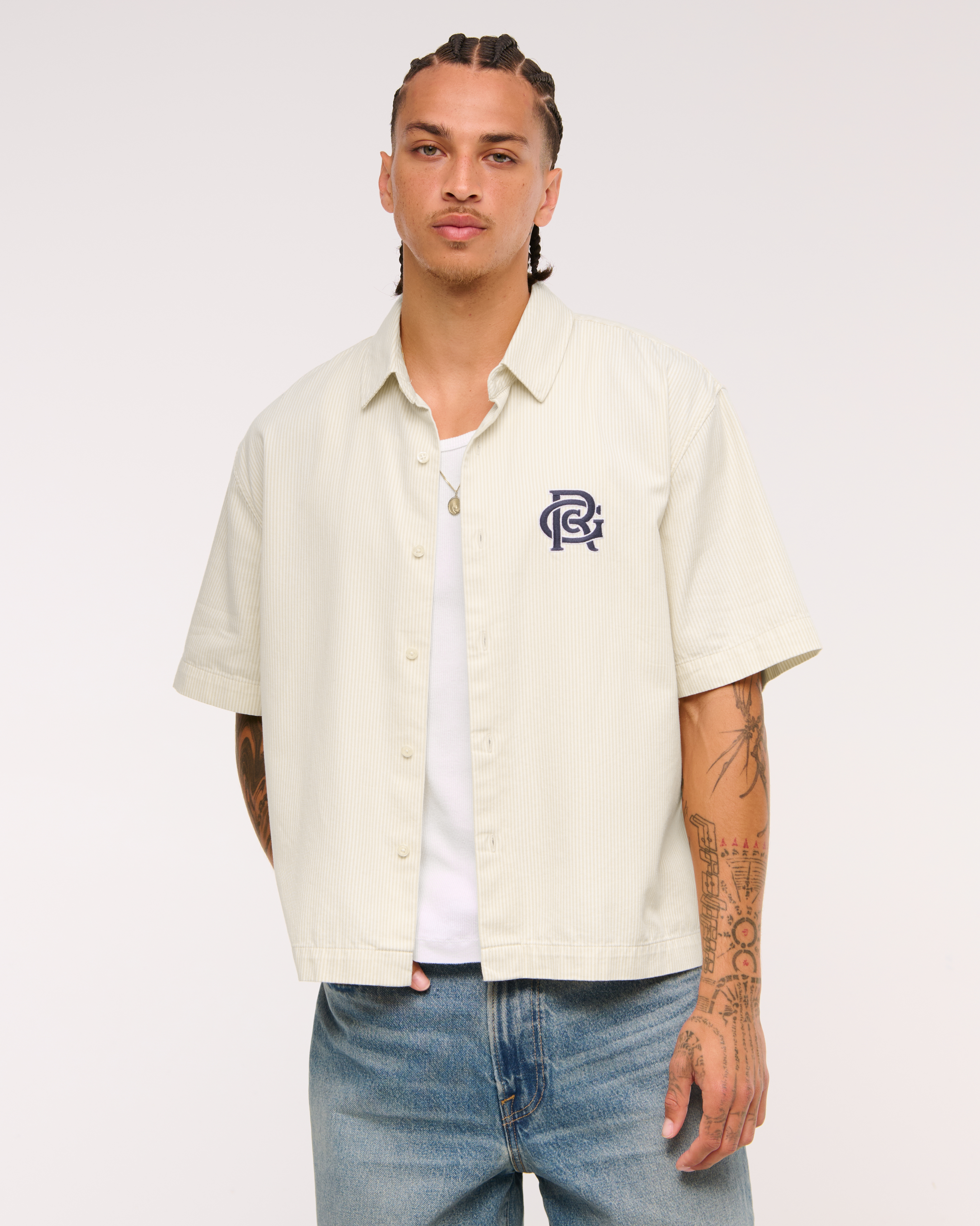 Abercrombie & Fitch Short-sleeve Random Golf Club Button-up Shirt In Sand