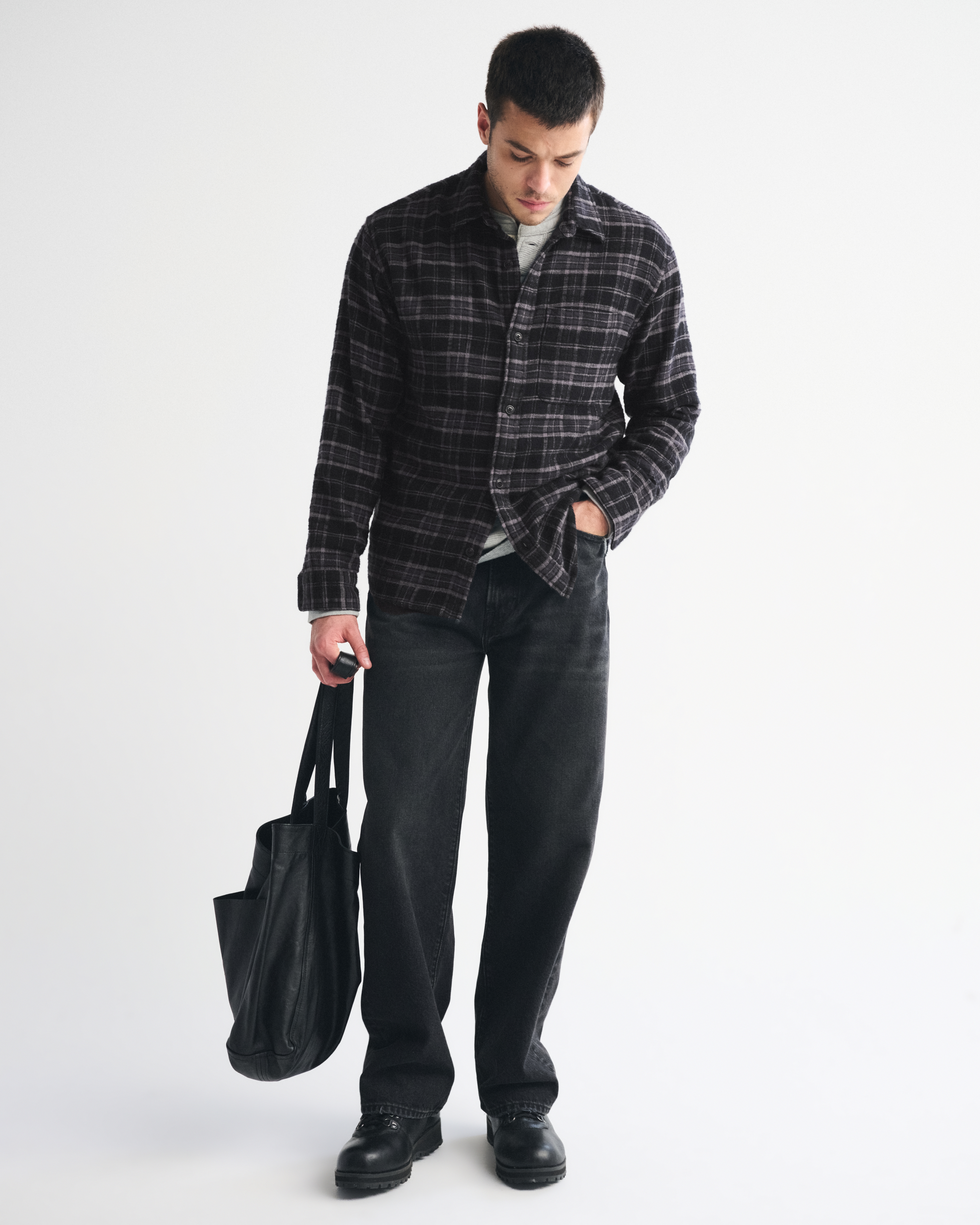 Мужские рубашки Abercrombie & Fitch Slub Flannel, цвет: Чёрный клетчатый — фото 3