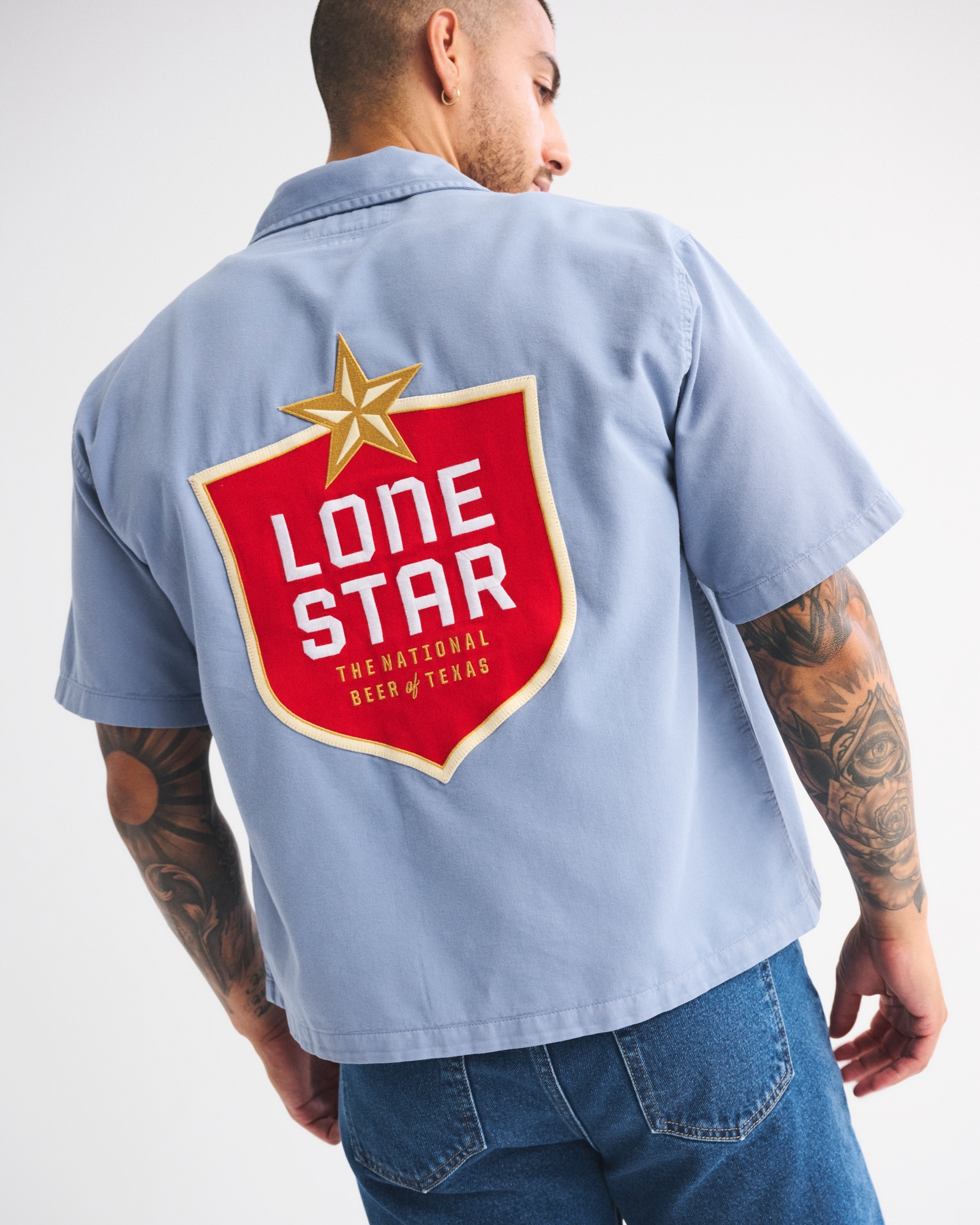 Short-Sleeve Cropped Lone Star Beer Workwear Button-Up Shirt