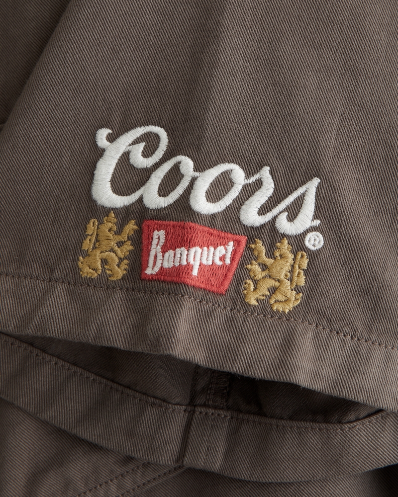 Short-Sleeve Cropped Coors Banquet Workwear Button-Up Shirt