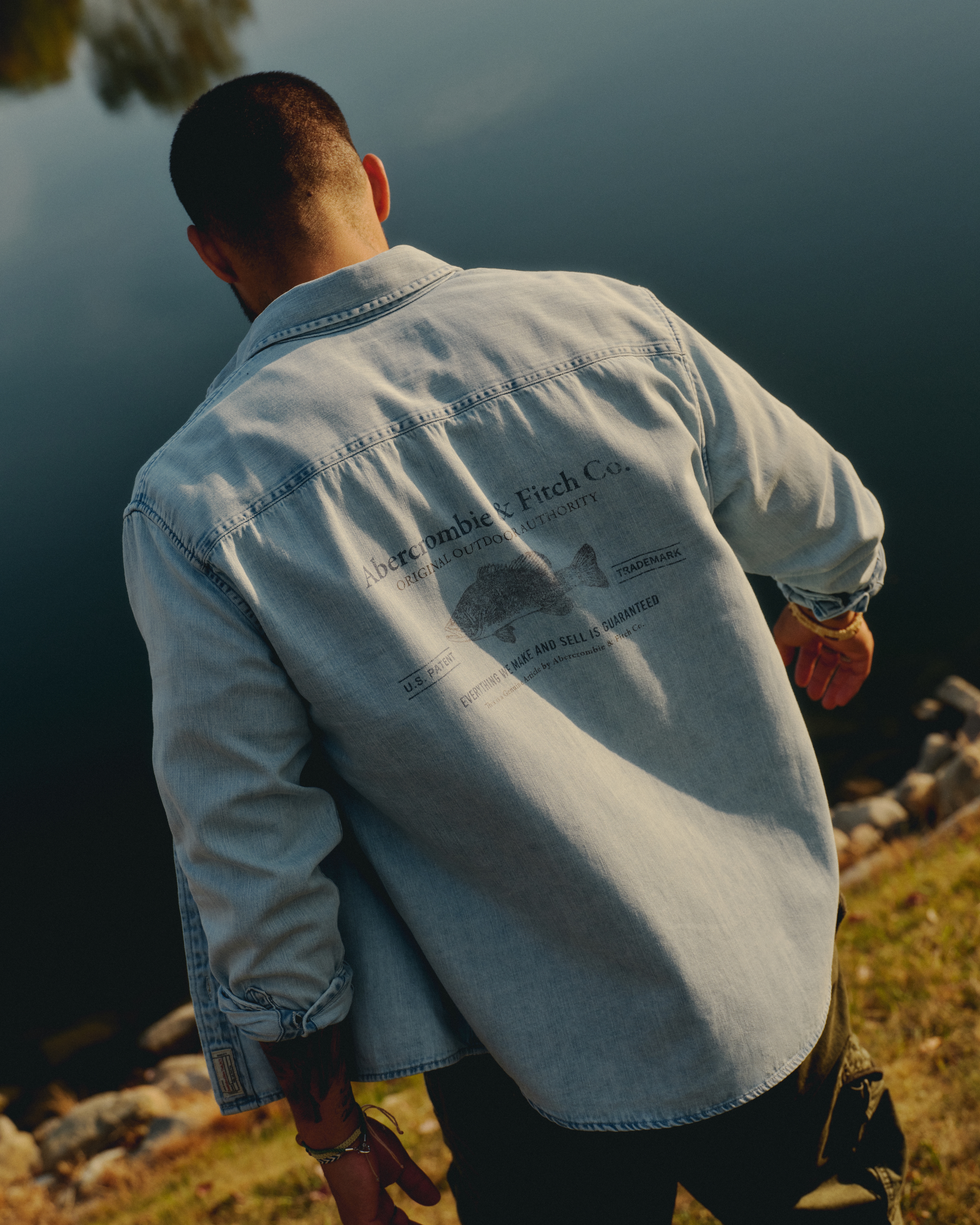 メンズ デニム ボタンアップシャツ | メンズ トップス