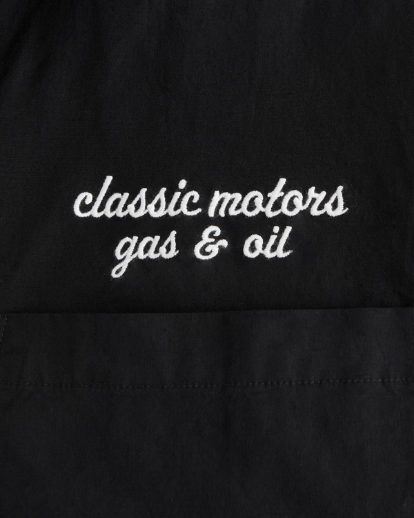 Short-Sleeve Cropped Poplin Graphic Button-Up Shirt