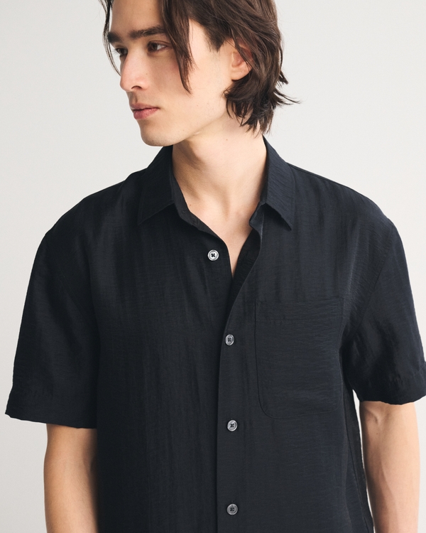 Short-Sleeve Lightweight Button-Up Shirt