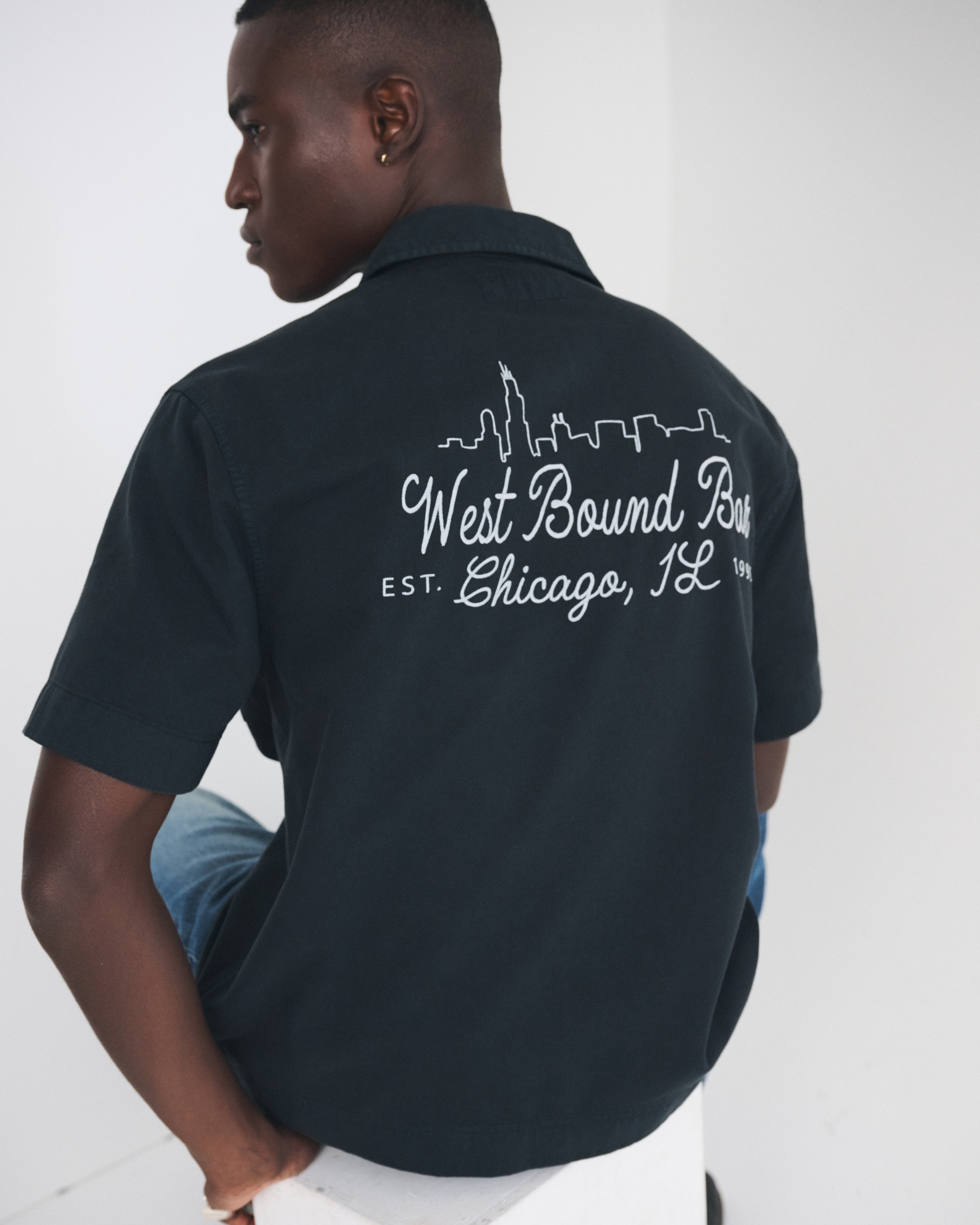 Abercrombie & Fitch Graphic Zip Popover Shirt In Black