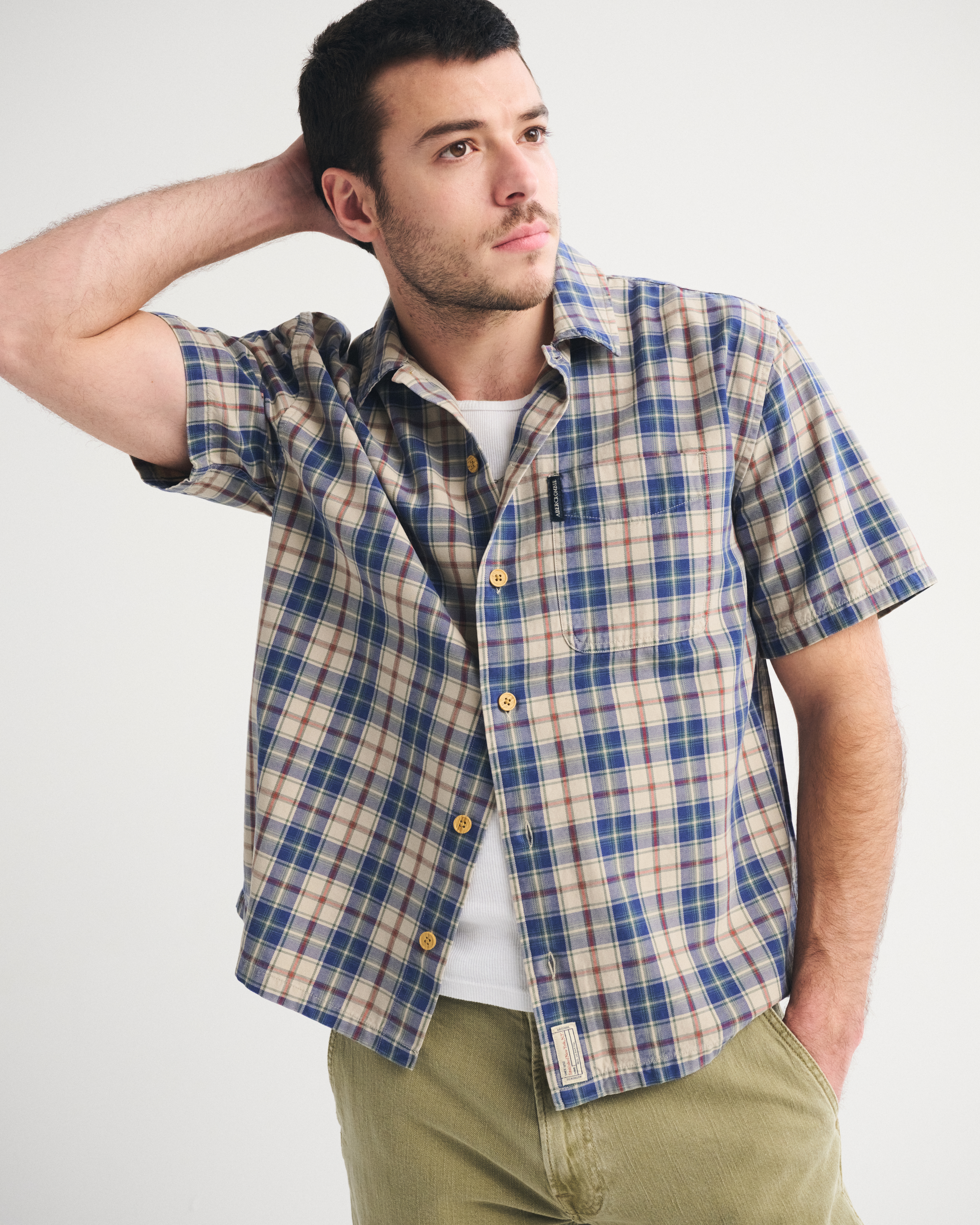 Мужские рубашки Abercrombie & Fitch Short-Sleeve Plaid Button-Up Shirt — фото 2