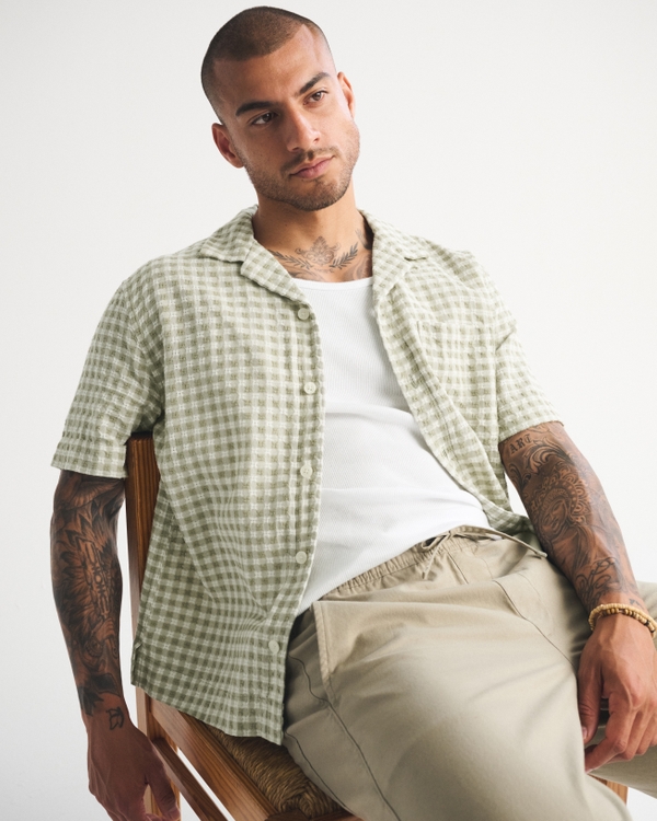 dress shirt abercrombie fitch Men's Shirts up shirt in our soft chambray fabric and new length Men's Long Sleeve Shirts |