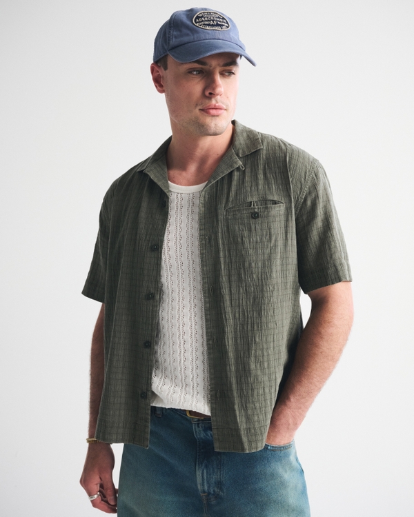 メンズ ボクシー ボタンアップシャツ | メンズ トップス | Abercrombie.com