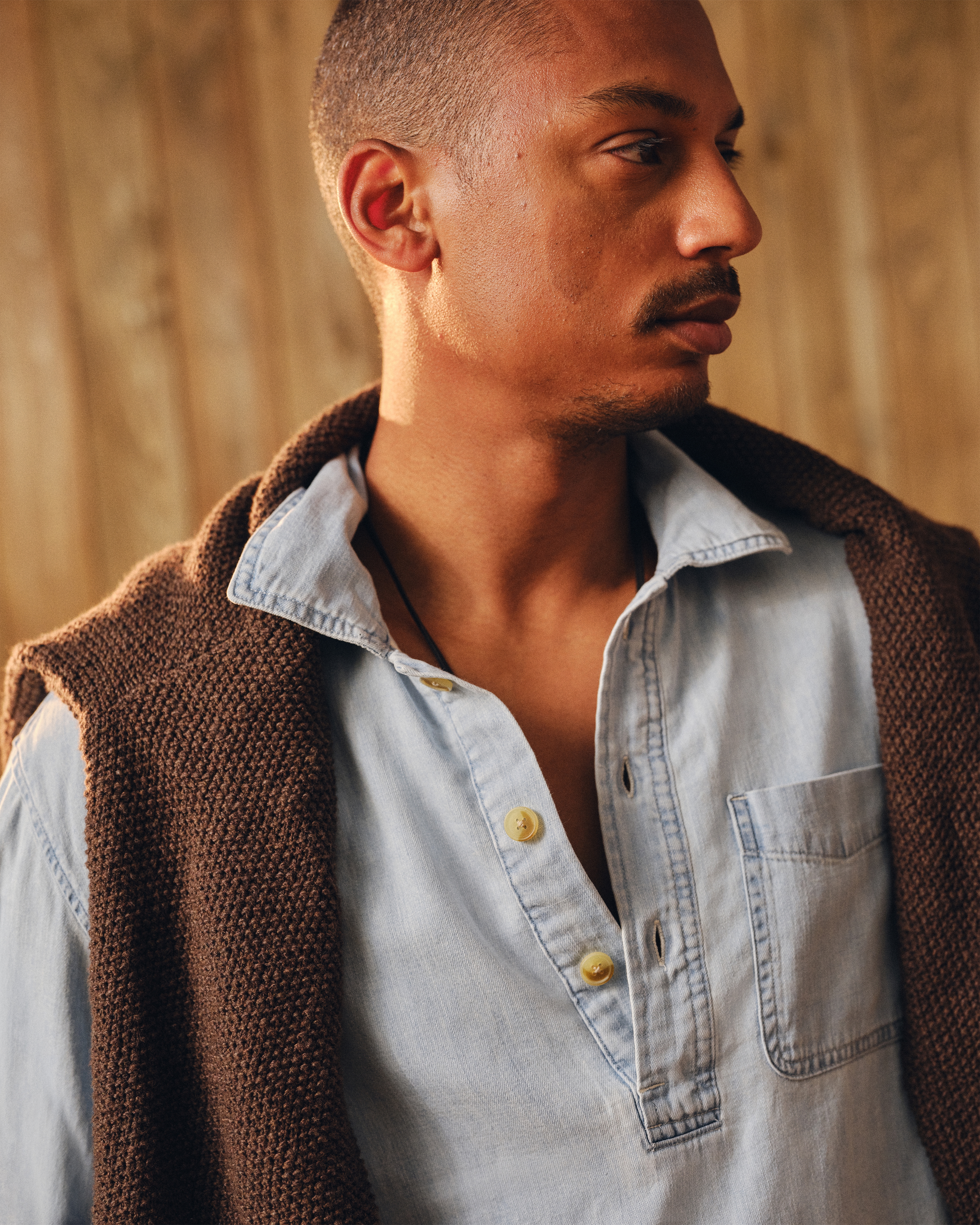 Мужские джинсы Abercrombie & Fitch Chambray Denim Popover — фото 2
