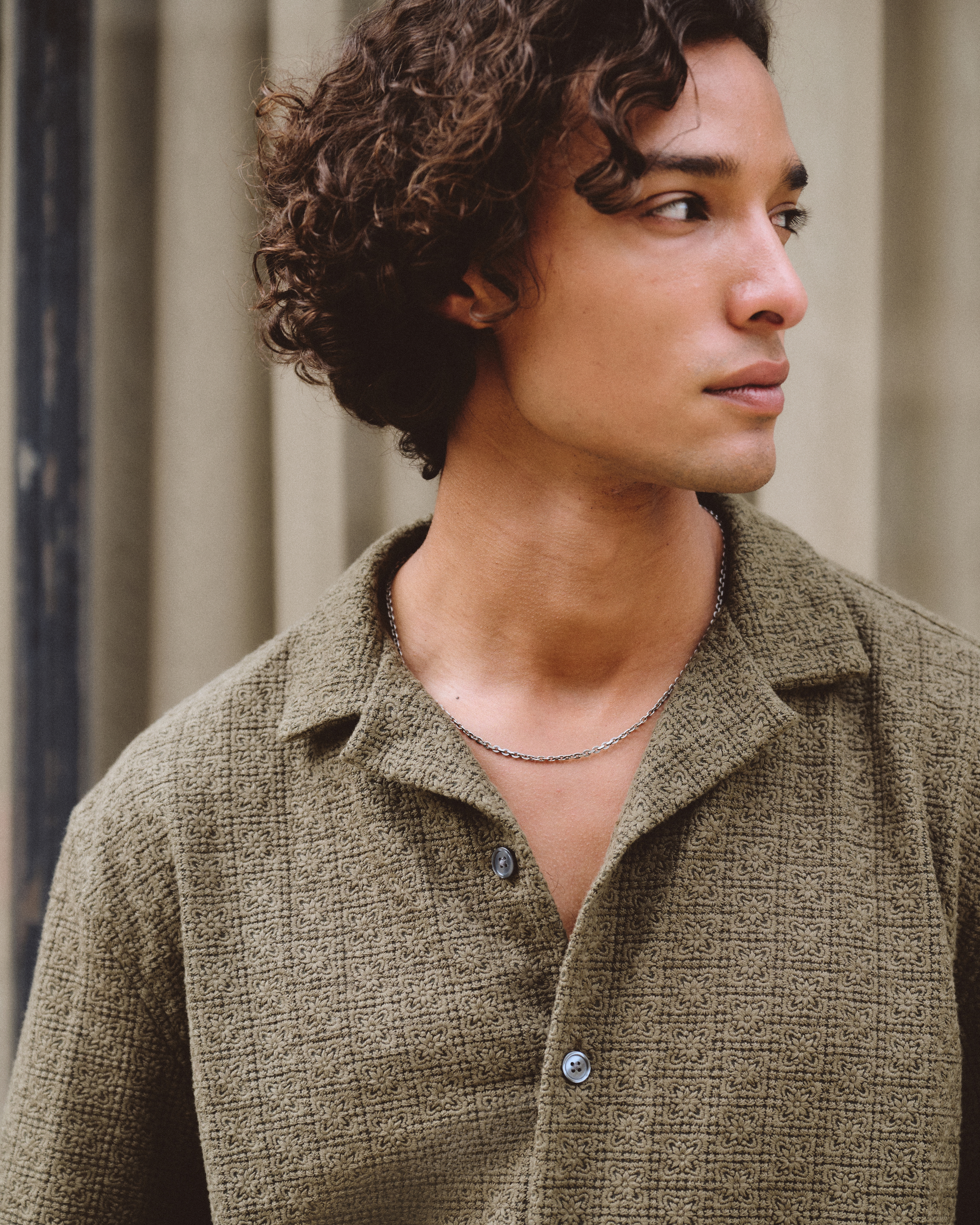Мужские рубашки Abercrombie & Fitch Boxy Button-Up Lace Shirt — фото 2