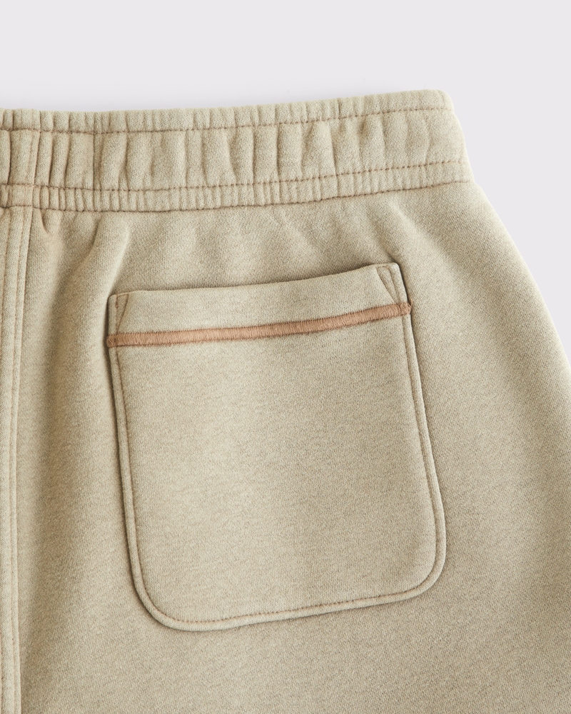 Essential Short
