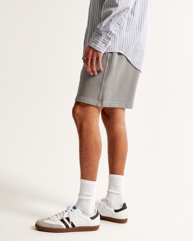 Relaxed Essential Short