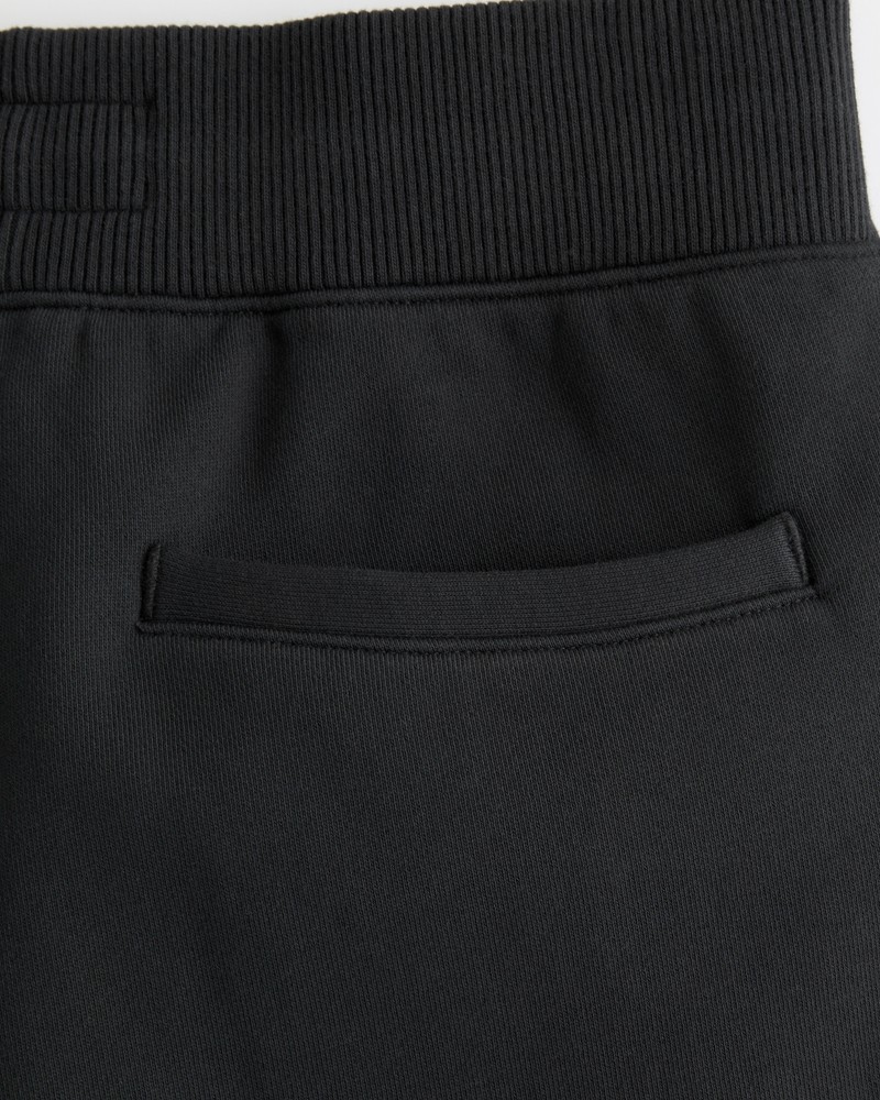 Premium Heavyweight Logo Short