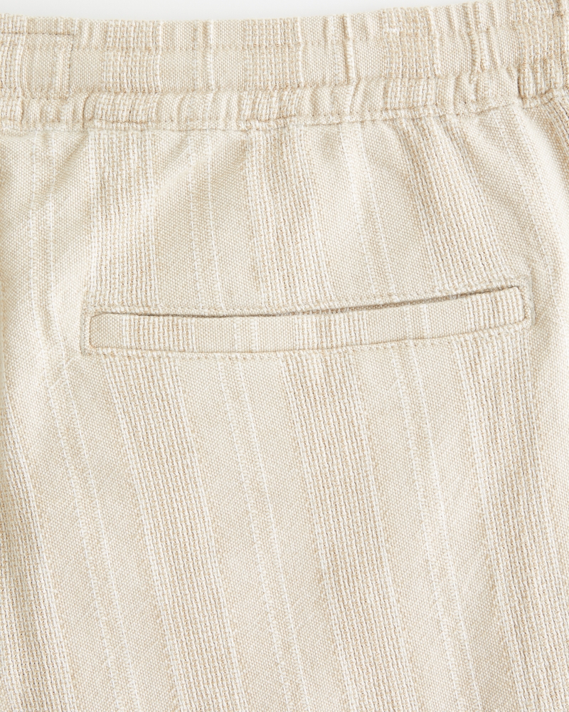 Pull-On Short