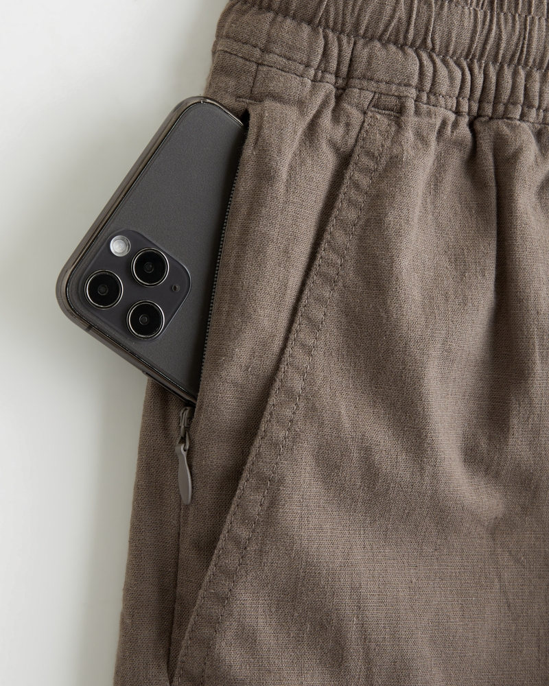 Relaxed Linen-Blend Pull-On Short
