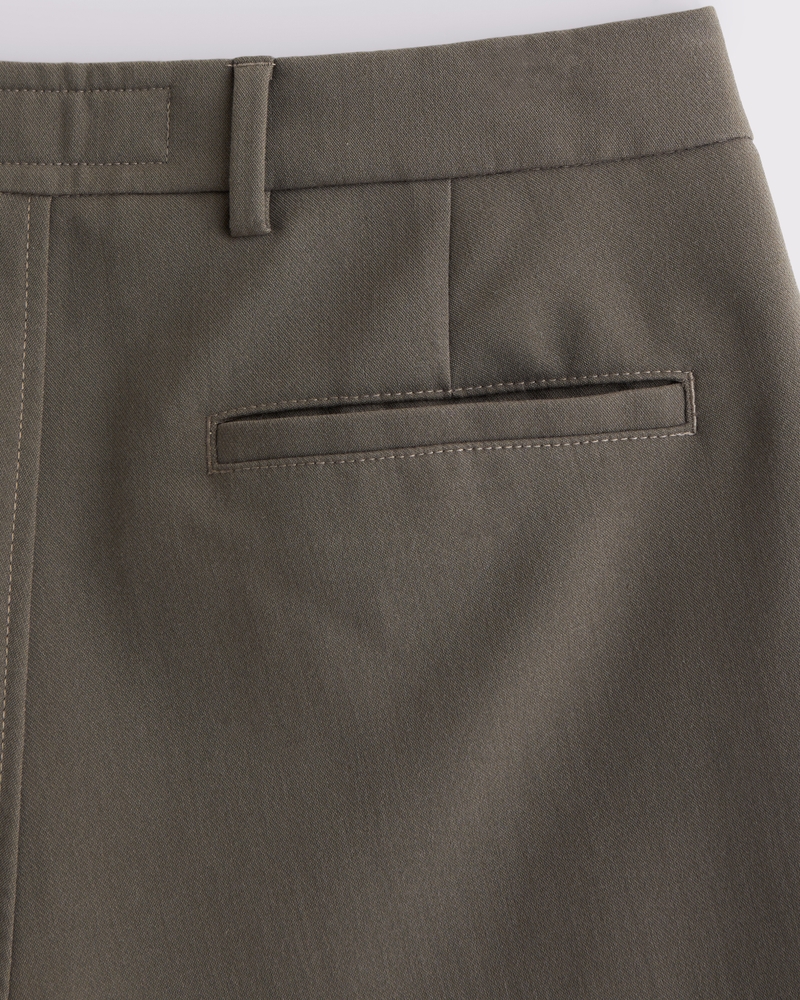 Fixed Waist Dressy Short