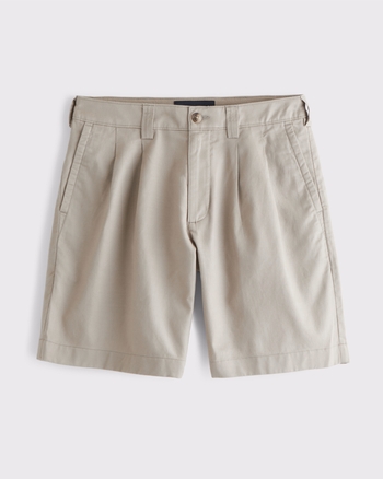 Pleated Baggy Shorts