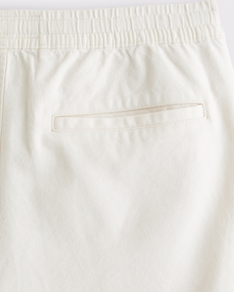 Textured Pull-On Short