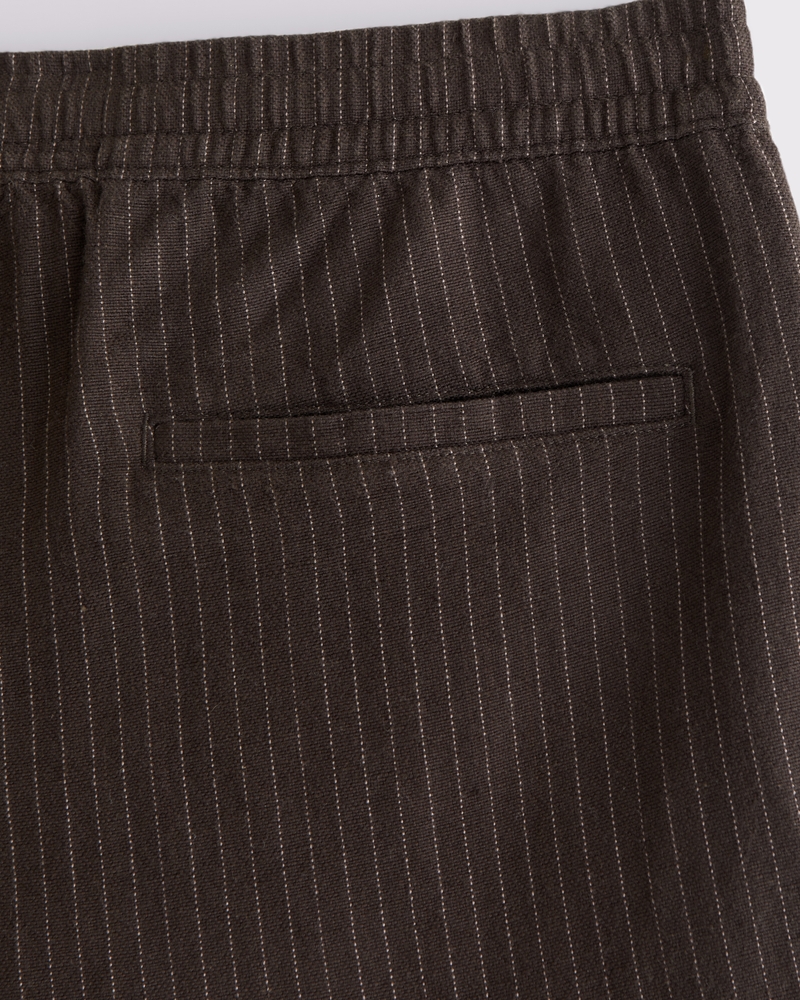 Textured Pull-On Short
