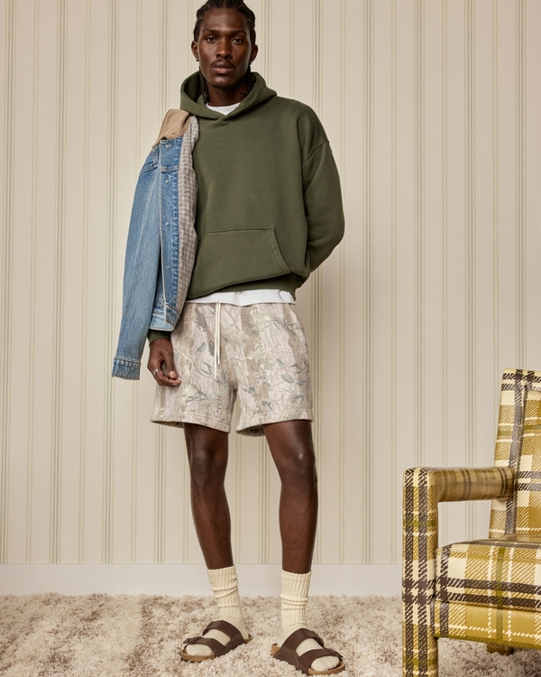 Essential Short, Taupe Camo view 1