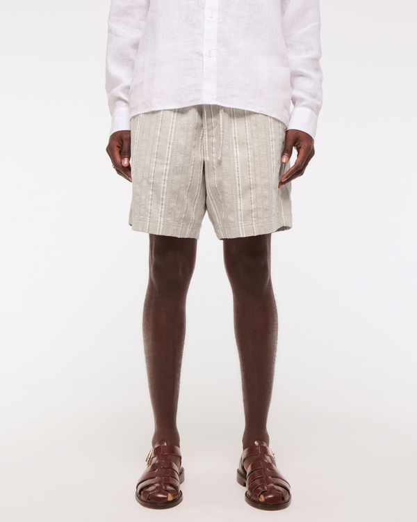 Relaxed Linen-Blend Pull-On Short