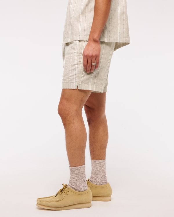 Linen-Blend Pull-On Short