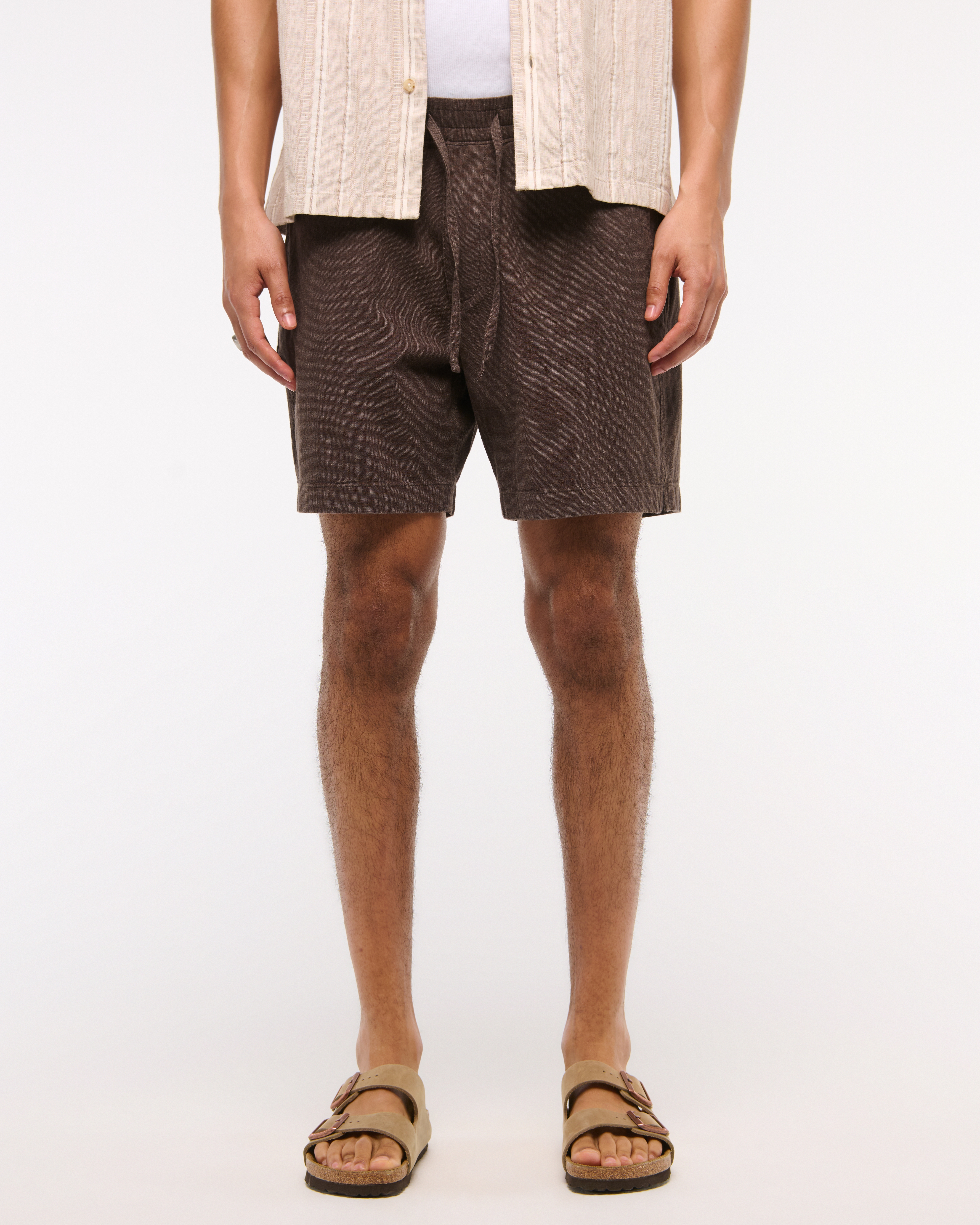 CONTRAST STITCH WOVEN SHORTS - BLACK – The Couture Club