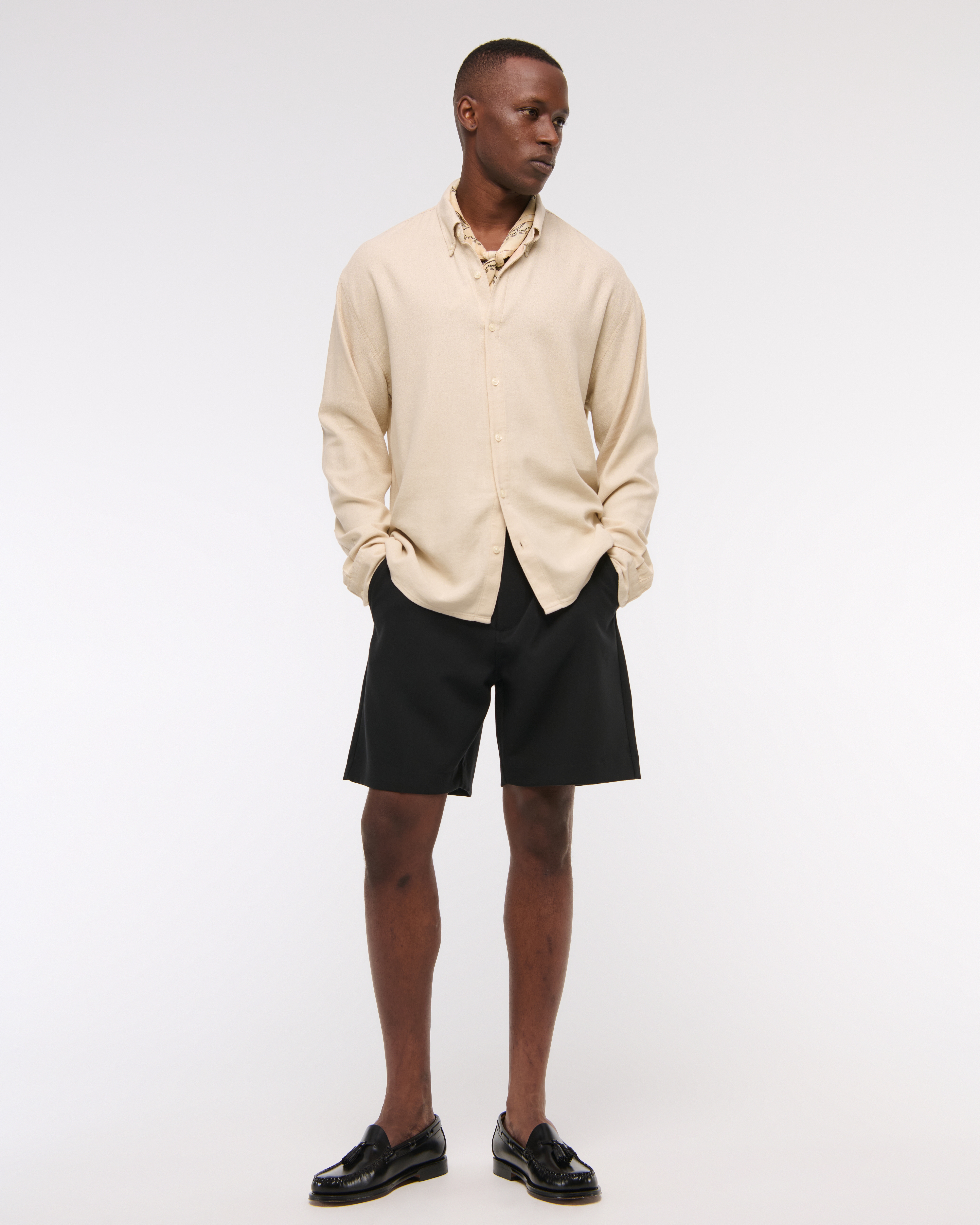 Abercrombie & Fitch Fixed Waist Dressy Short In Black