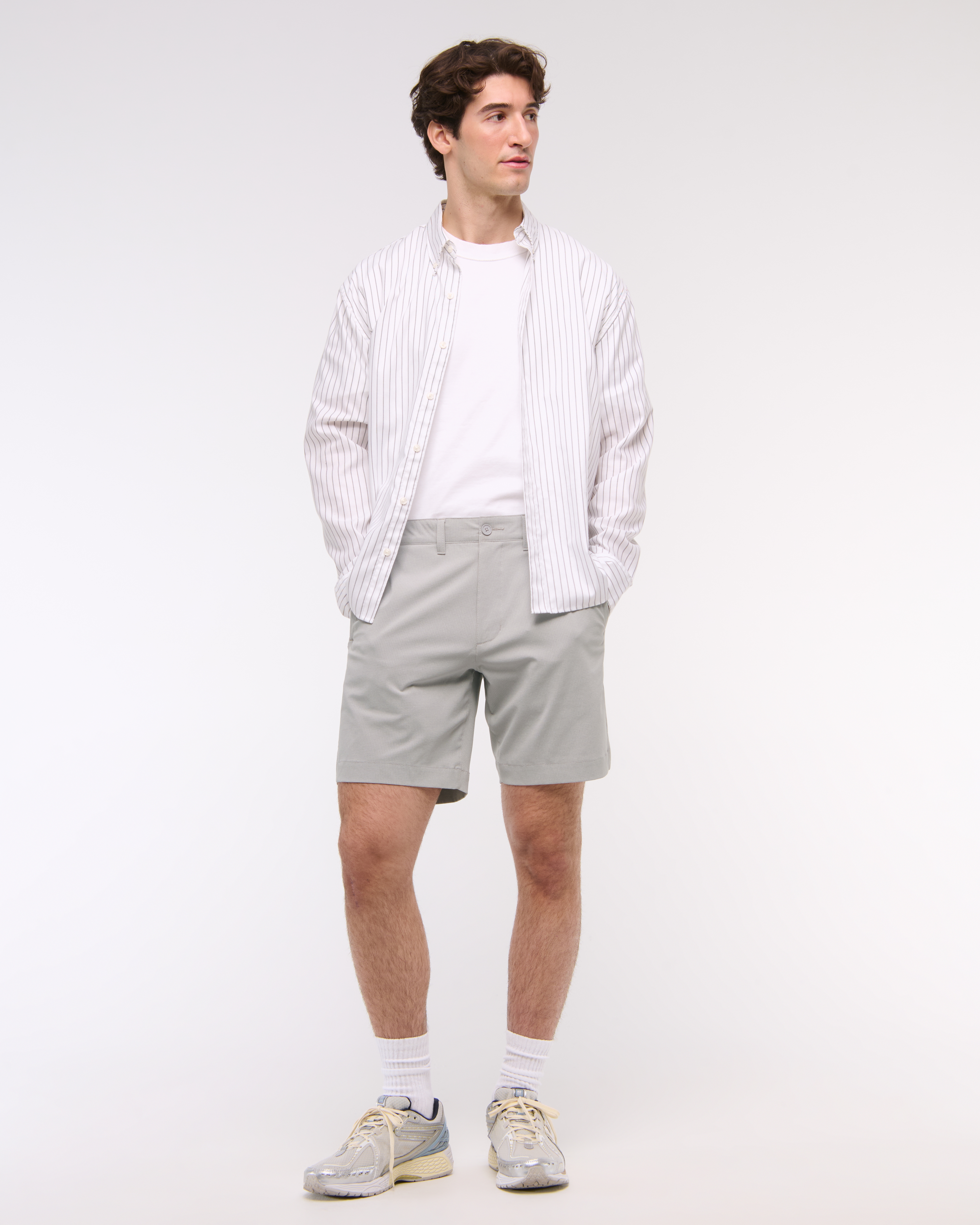 Abercrombie & Fitch Performance Golf Short In Gray