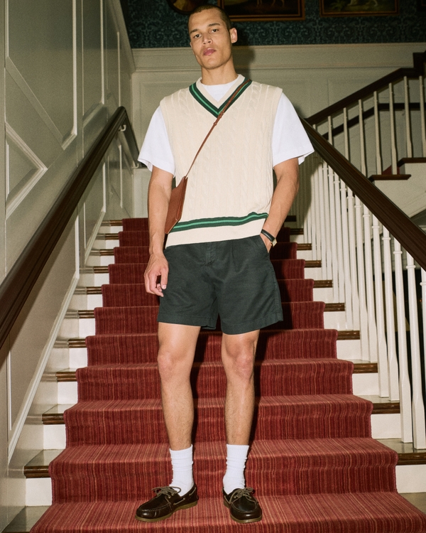 Short plissé en mélange de coton, Noir view 1