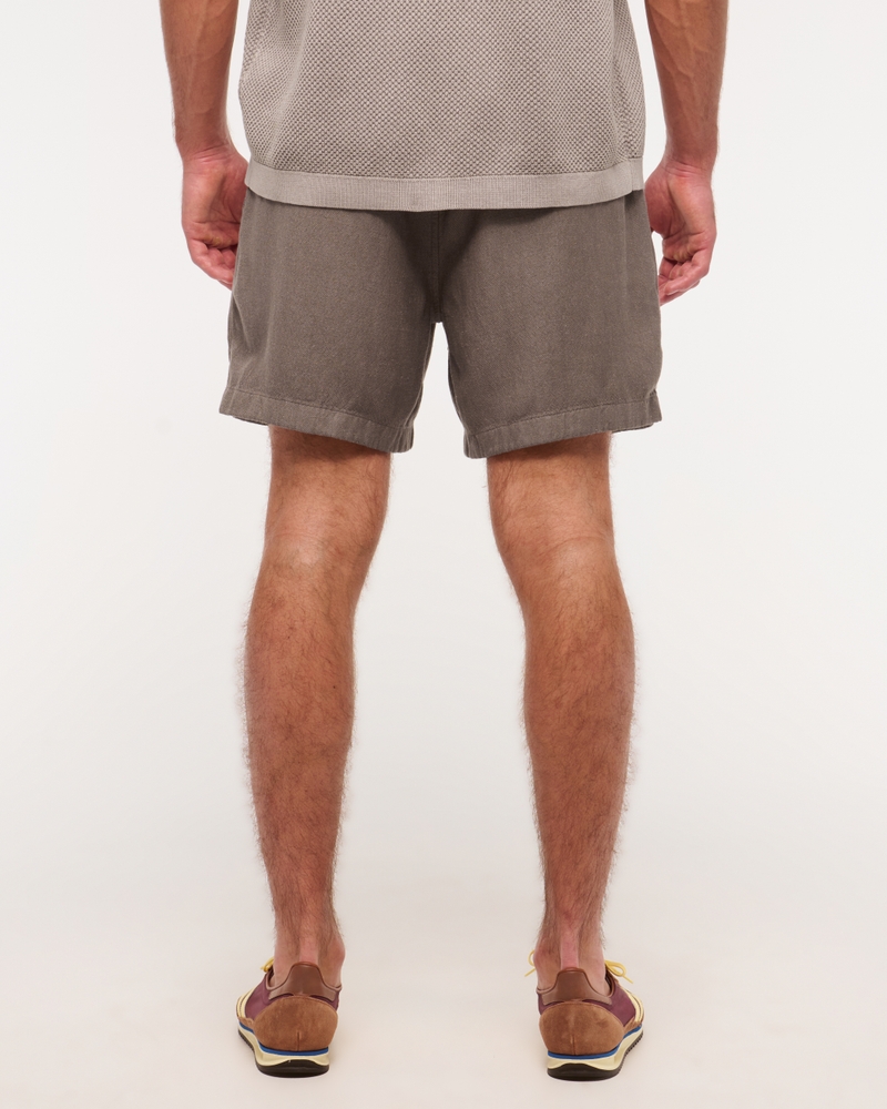 Relaxed Tailored Linen-Blend Pull-On Short