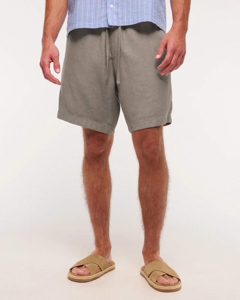 Relaxed Tailored Linen-Blend Pull-On Short