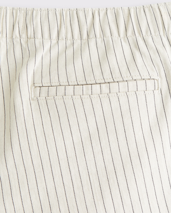 Linen-Blend Denim Pull-On Short