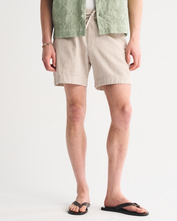 Textured Pull-On Short