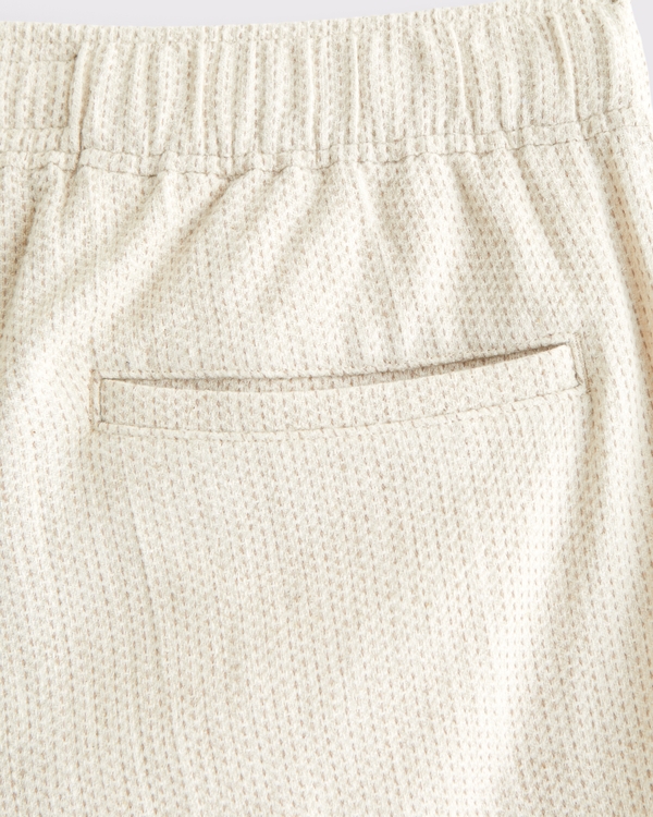 Textured Pull-On Short