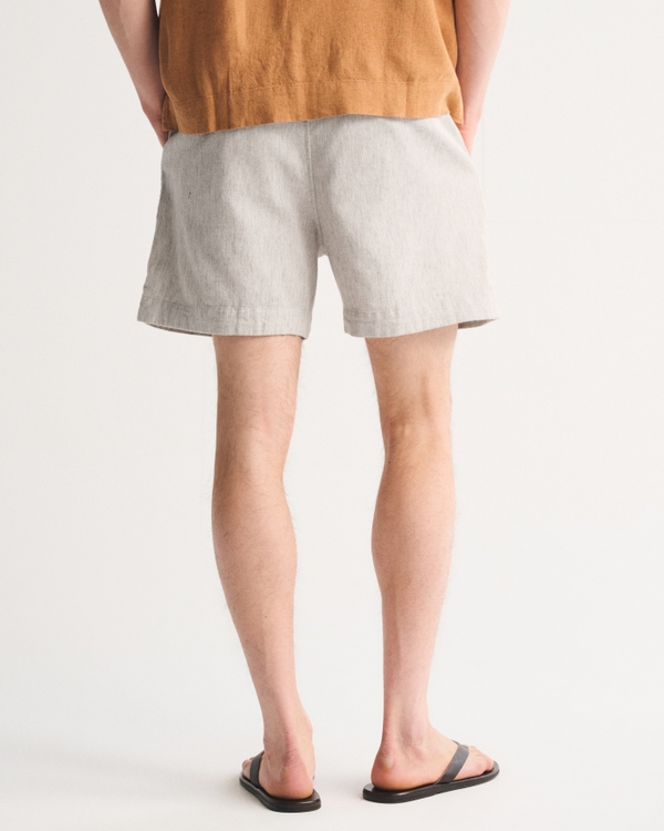 Cotton Plainfront Short