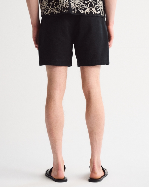 Textured Pull-On Short