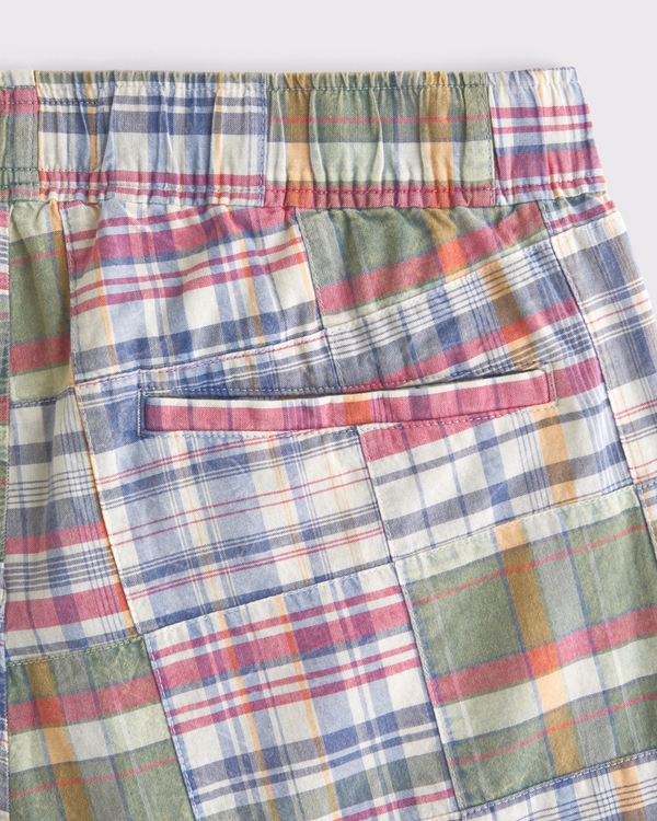 Textured Pull-On Short