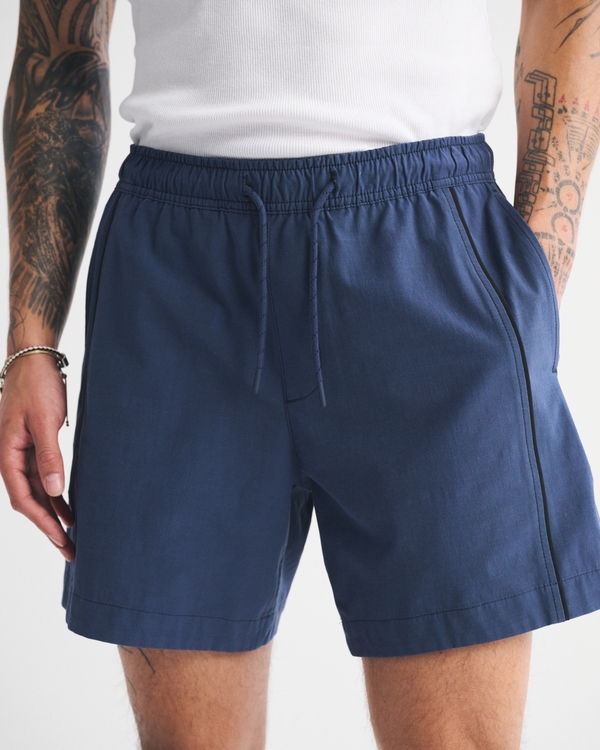 A&F Everyday Short