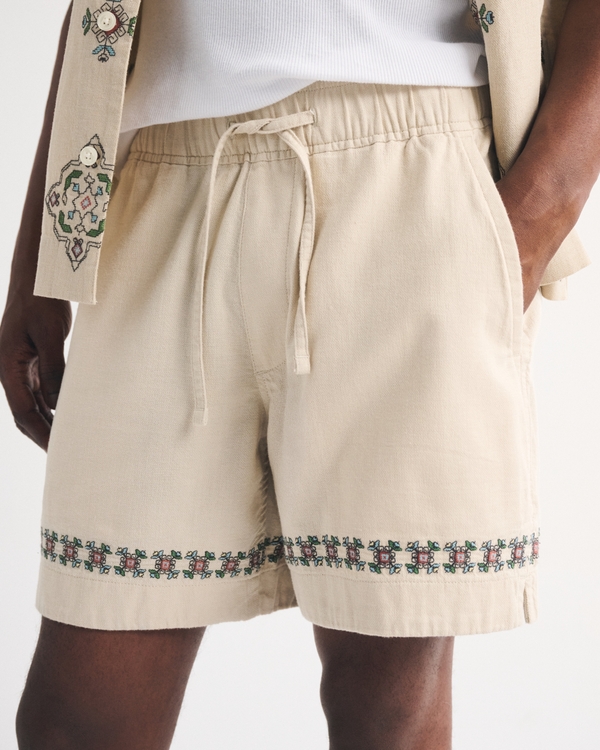 Linen Blend Pull-On Short