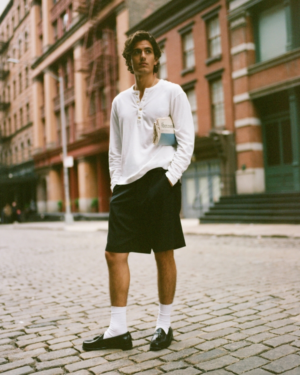 Baggy Trouser Short, Black view 1