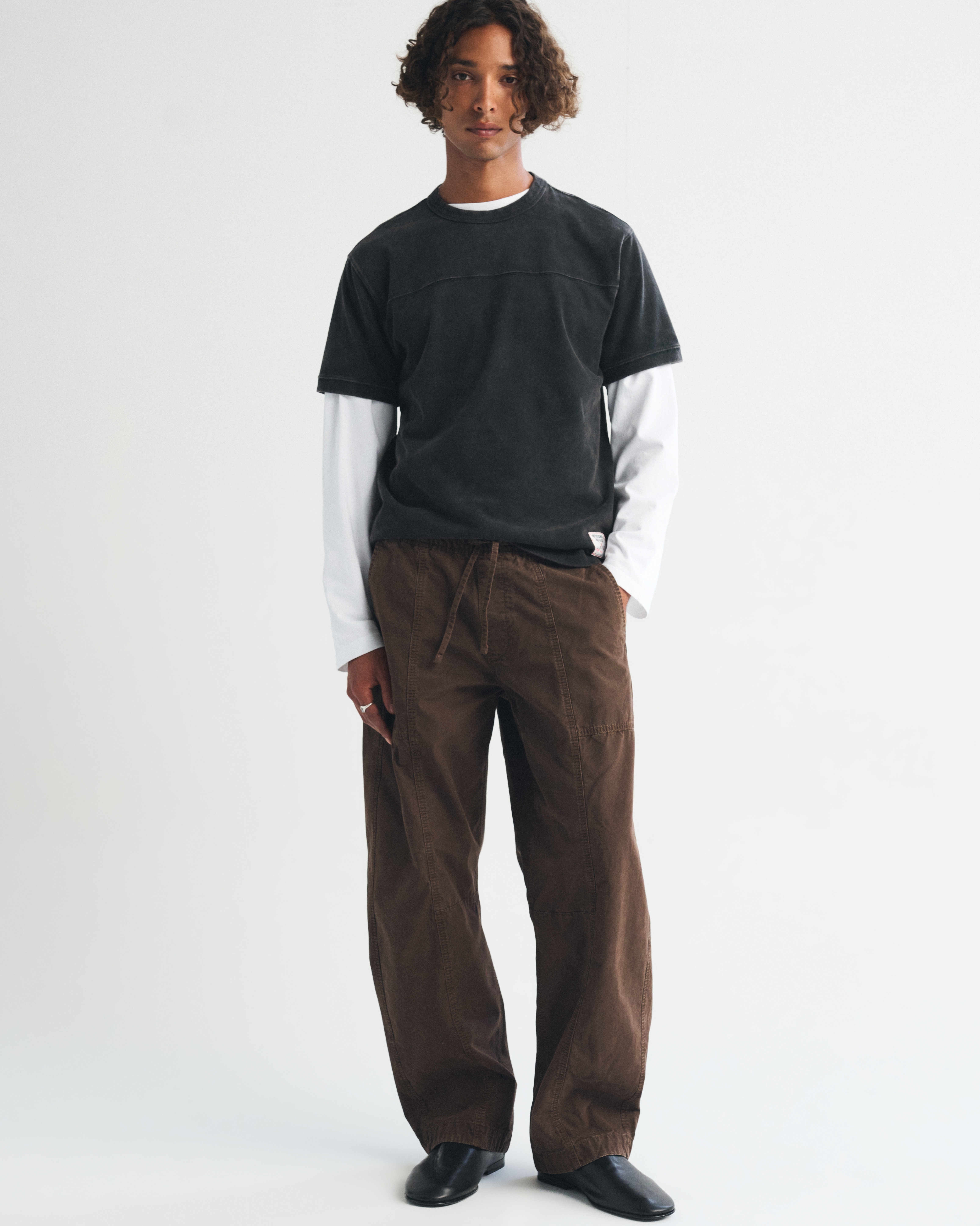 Мужские брюки Abercrombie & Fitch 100% Cotton Pull-On Barrel Pant, цвет: Тёмный коричневый — фото 2