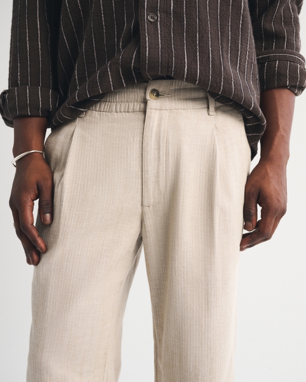 Linen-Blend Relaxed Pleated Hybrid-Waist Trouser, Light Brown view 2
