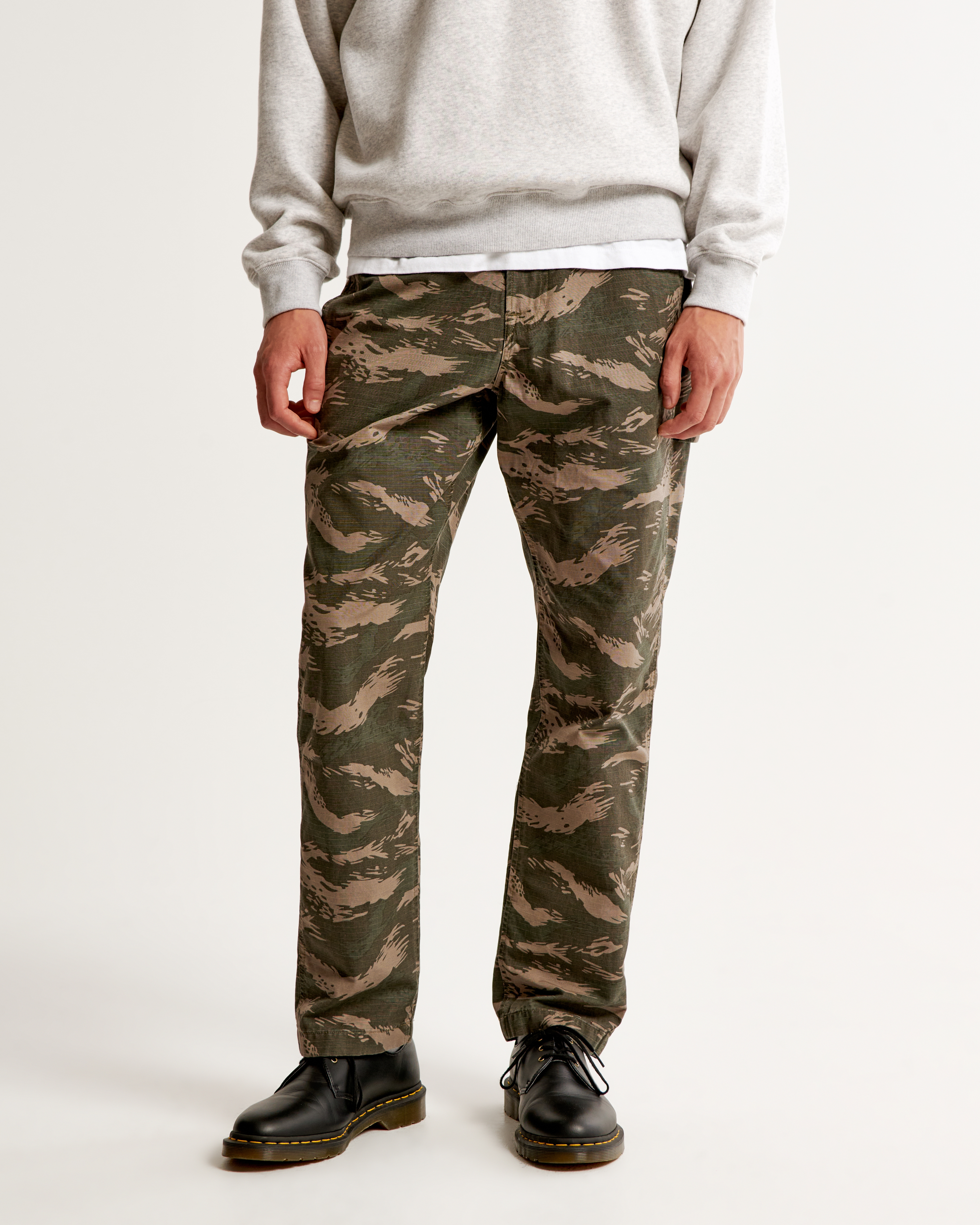 Abercrombie and fitch camo 2024 pants