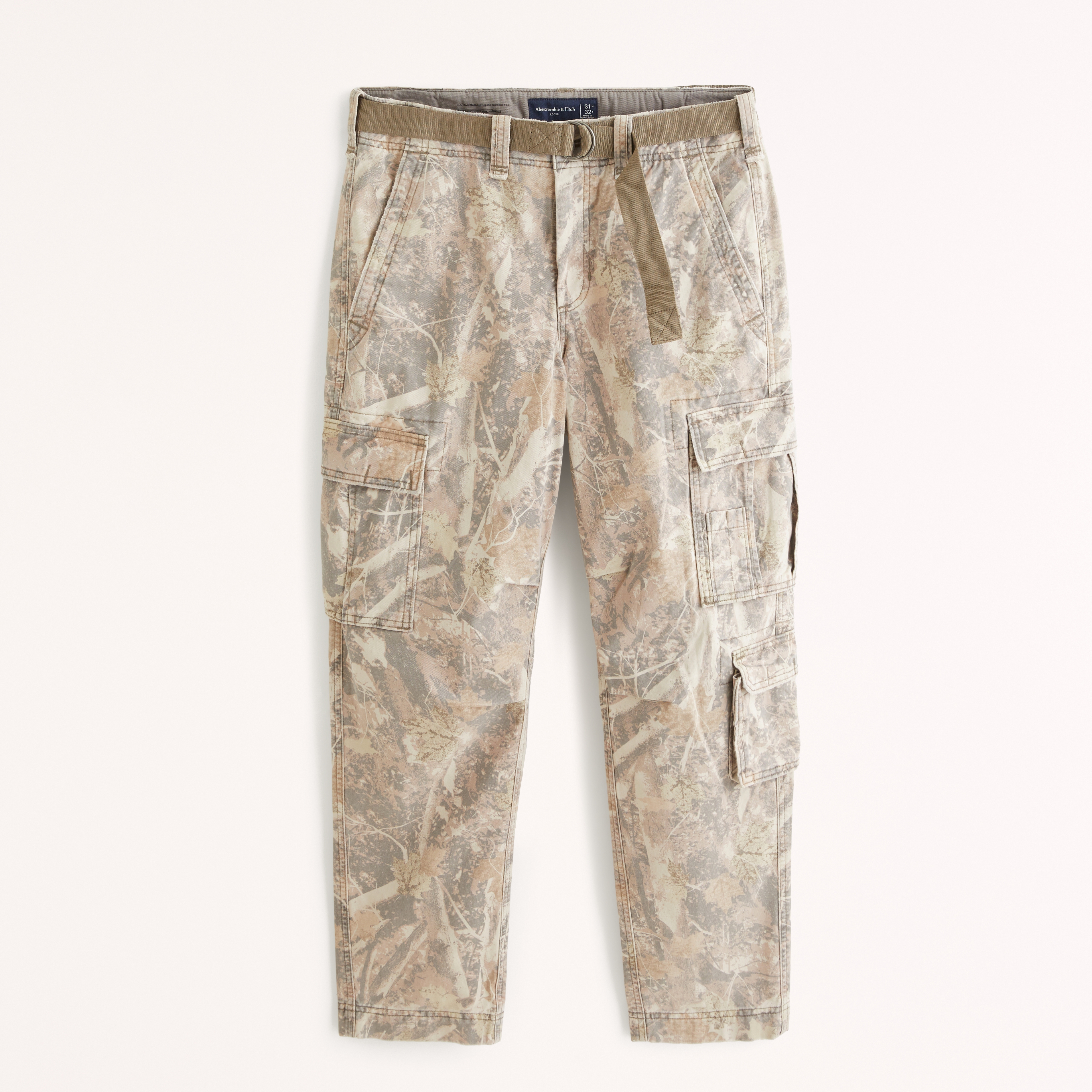 Мужские брюки Abercrombie & Fitch Loose Utility Cargo Pant, цвет: Оливковый зелёный камуфляжный — фото 1