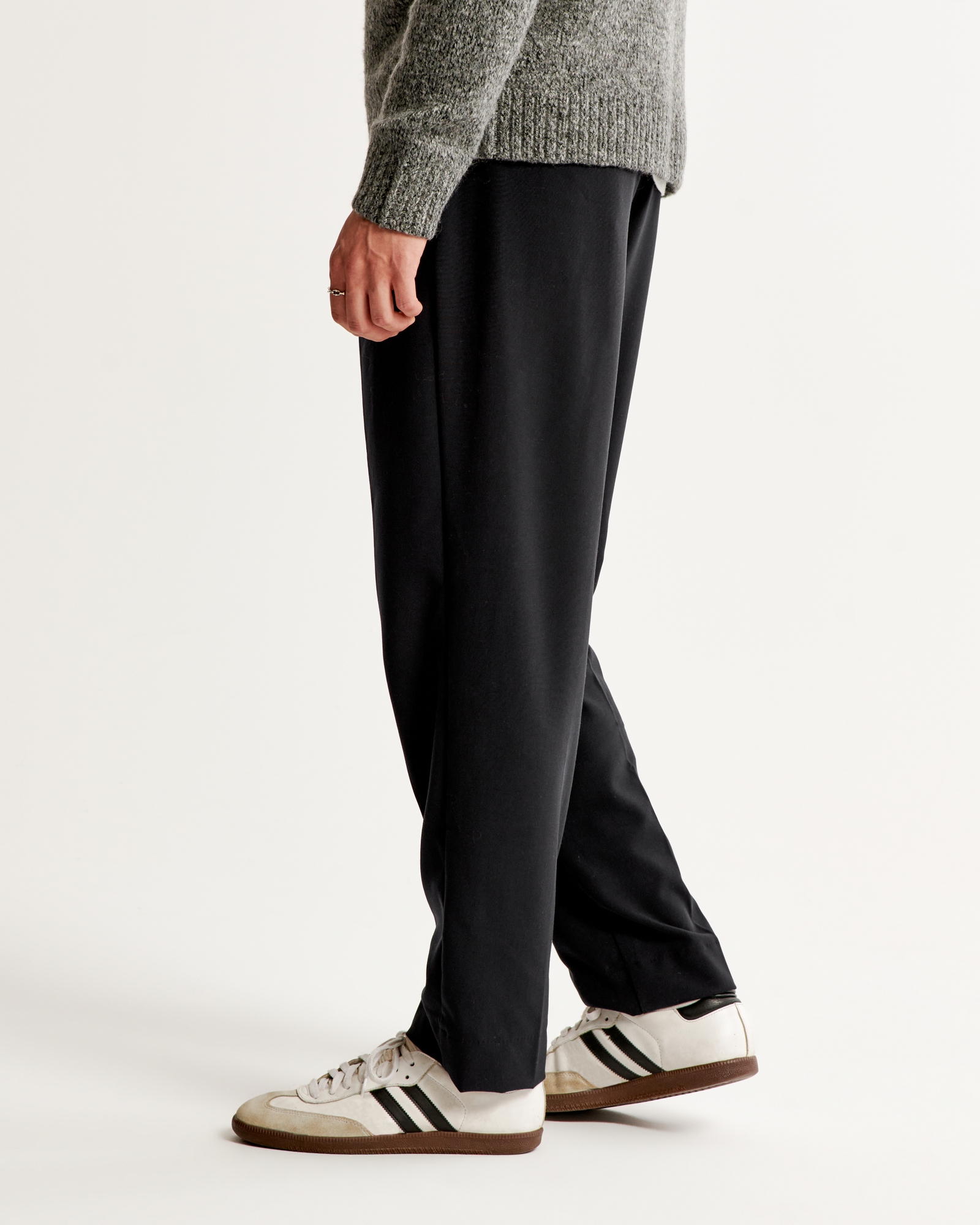 Pleated Trouser