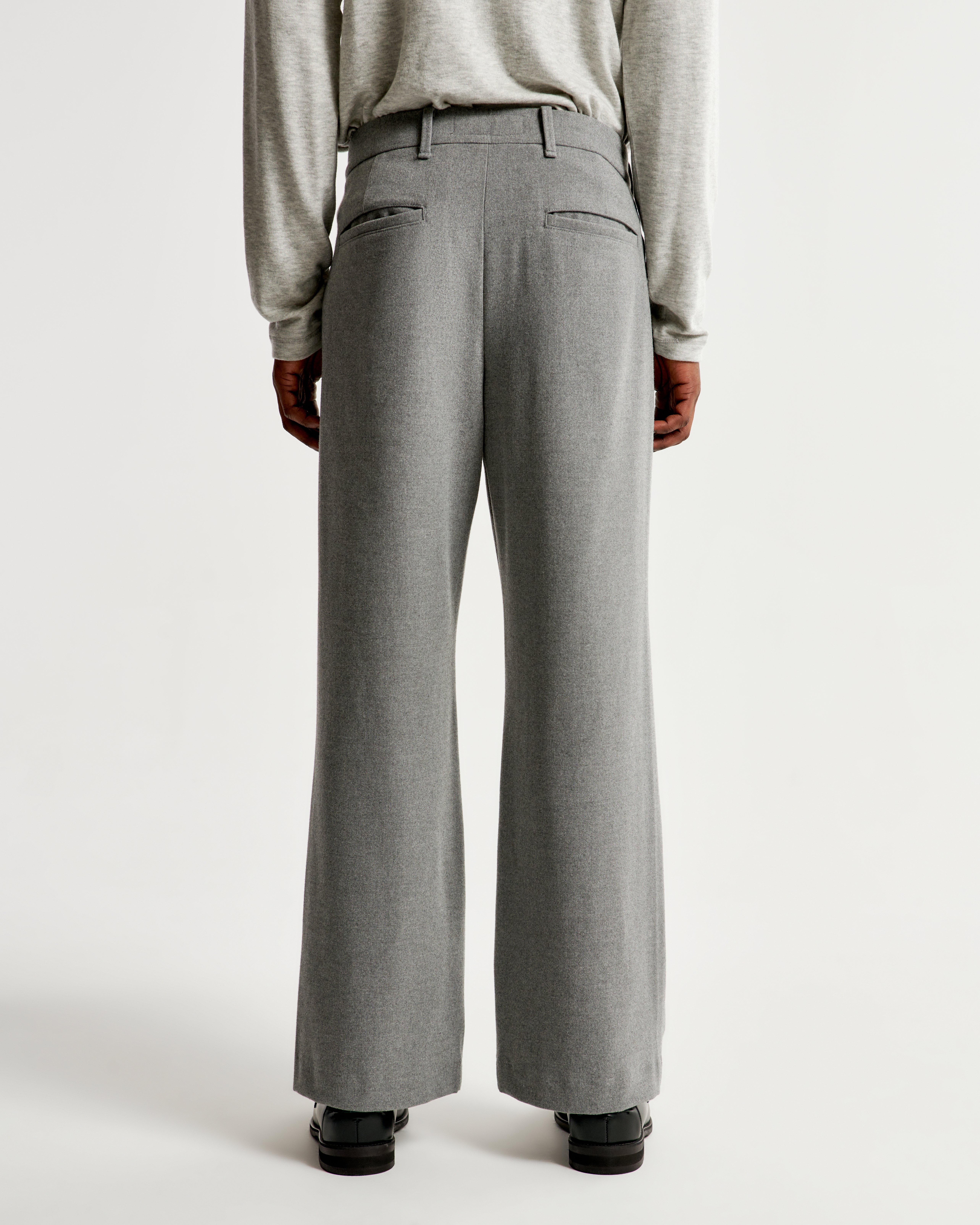 Fine on sale pleated trousers