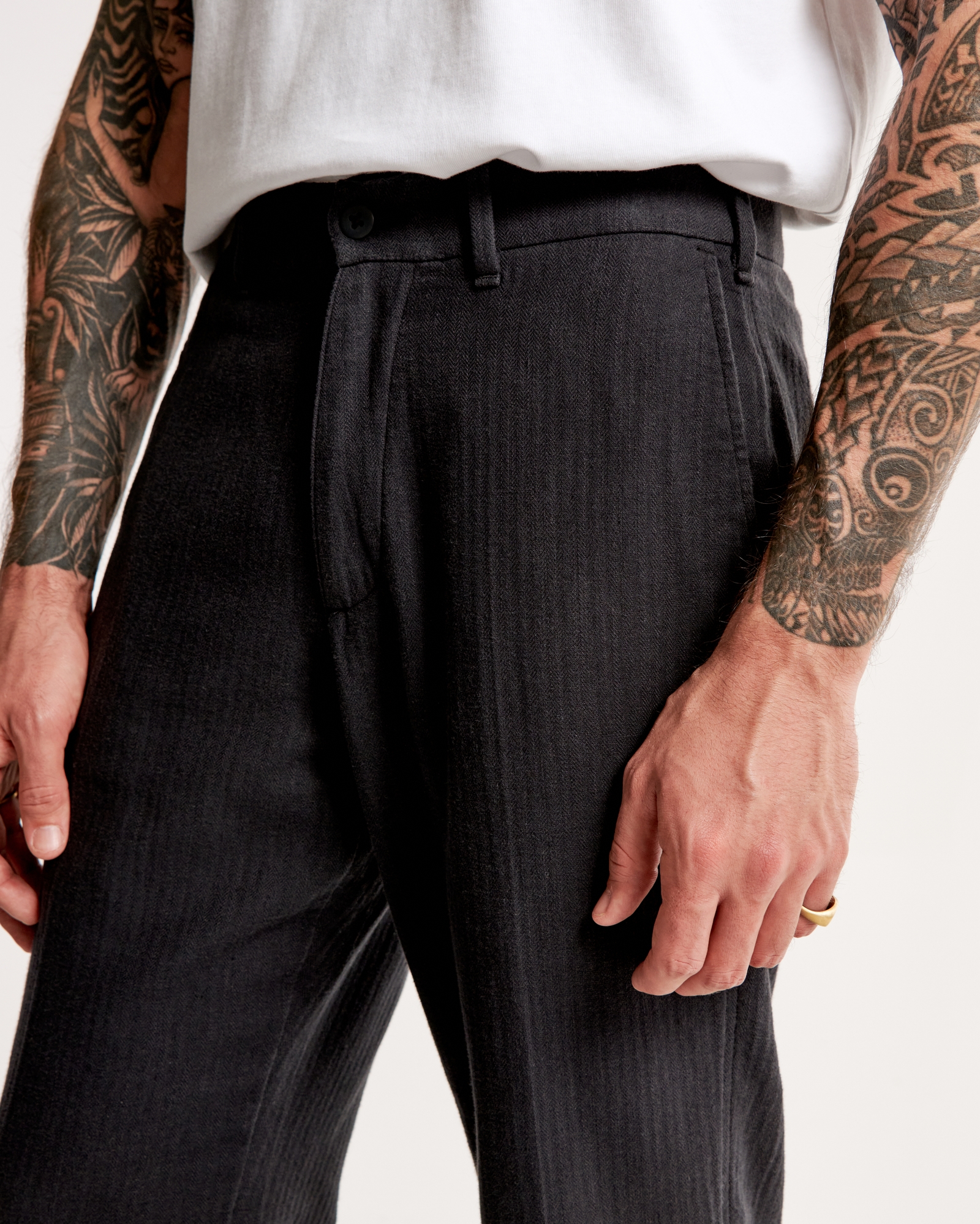 Loose Linen-Blend Permacrease Trouser