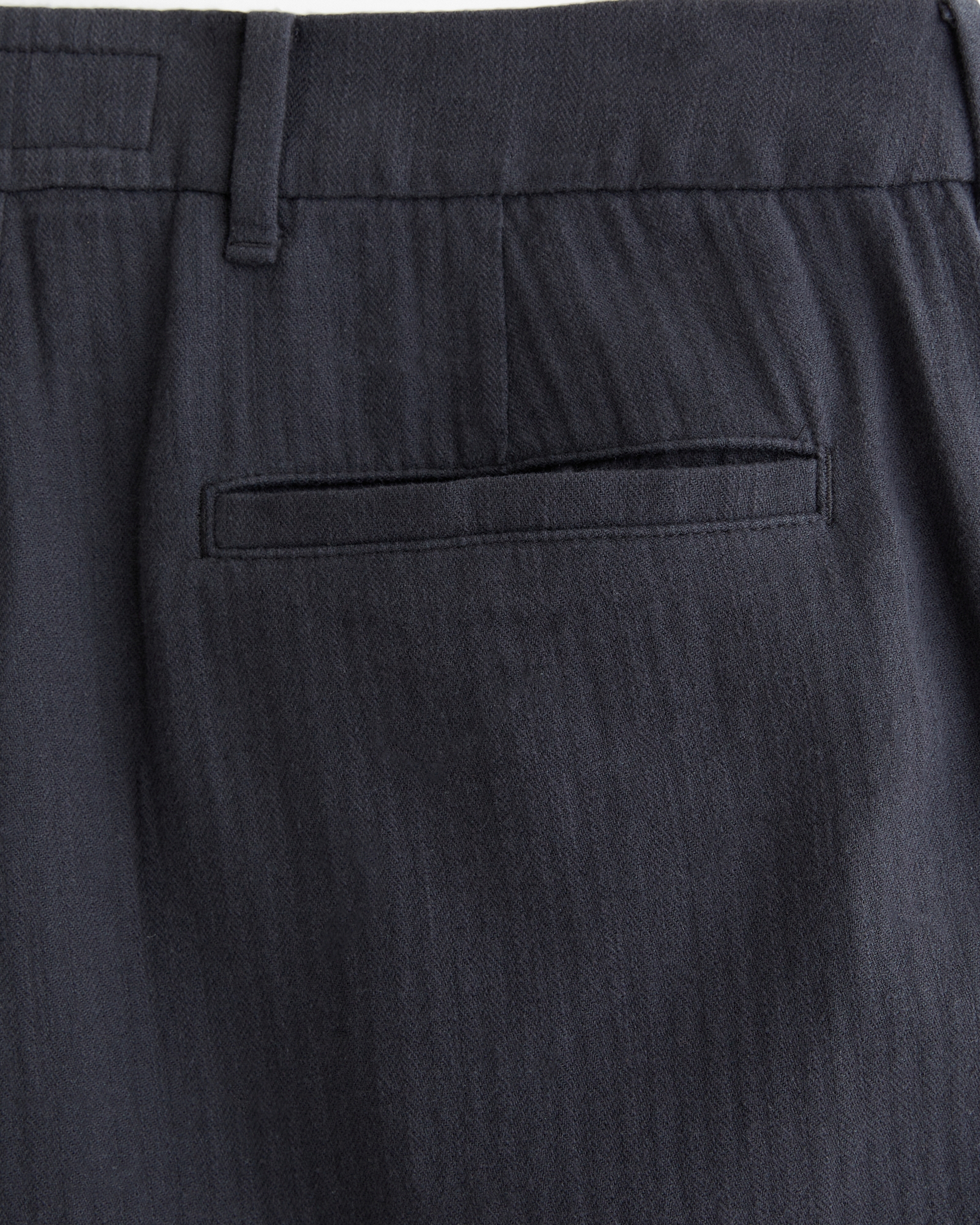 Loose Linen-Blend Permacrease Trouser