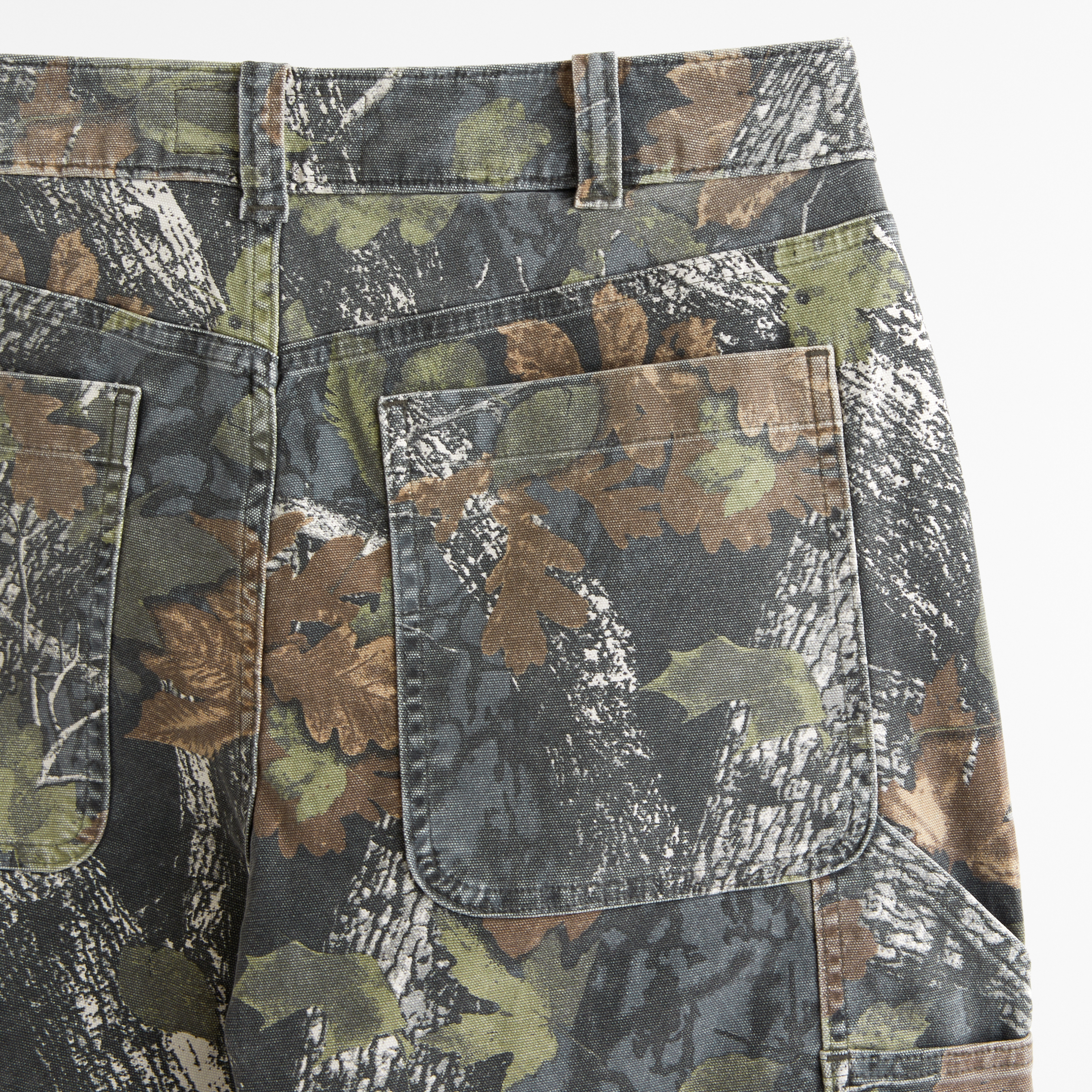 アバクロAbercrombie&Fitchwide camo pants VINTAGE Abercrombie & Fitch Cargo Pants 34x31 Camo